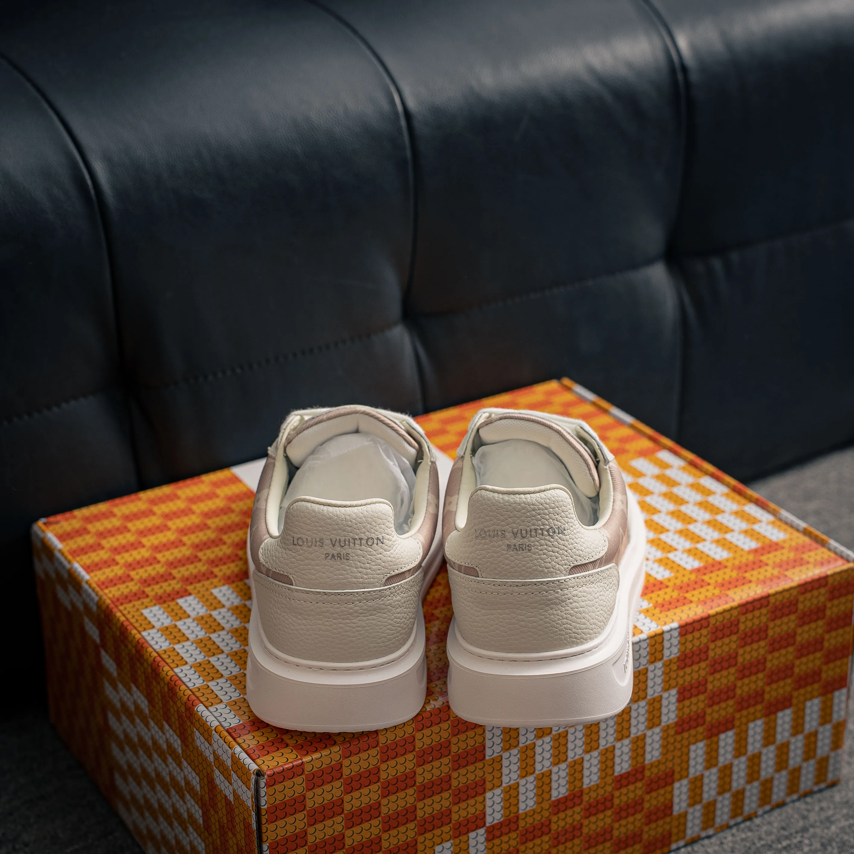 # LOUIS VUITTON Beverly Hills Cowhide Leather Lace-Up Low-Top Skate Shoes Shoes ，